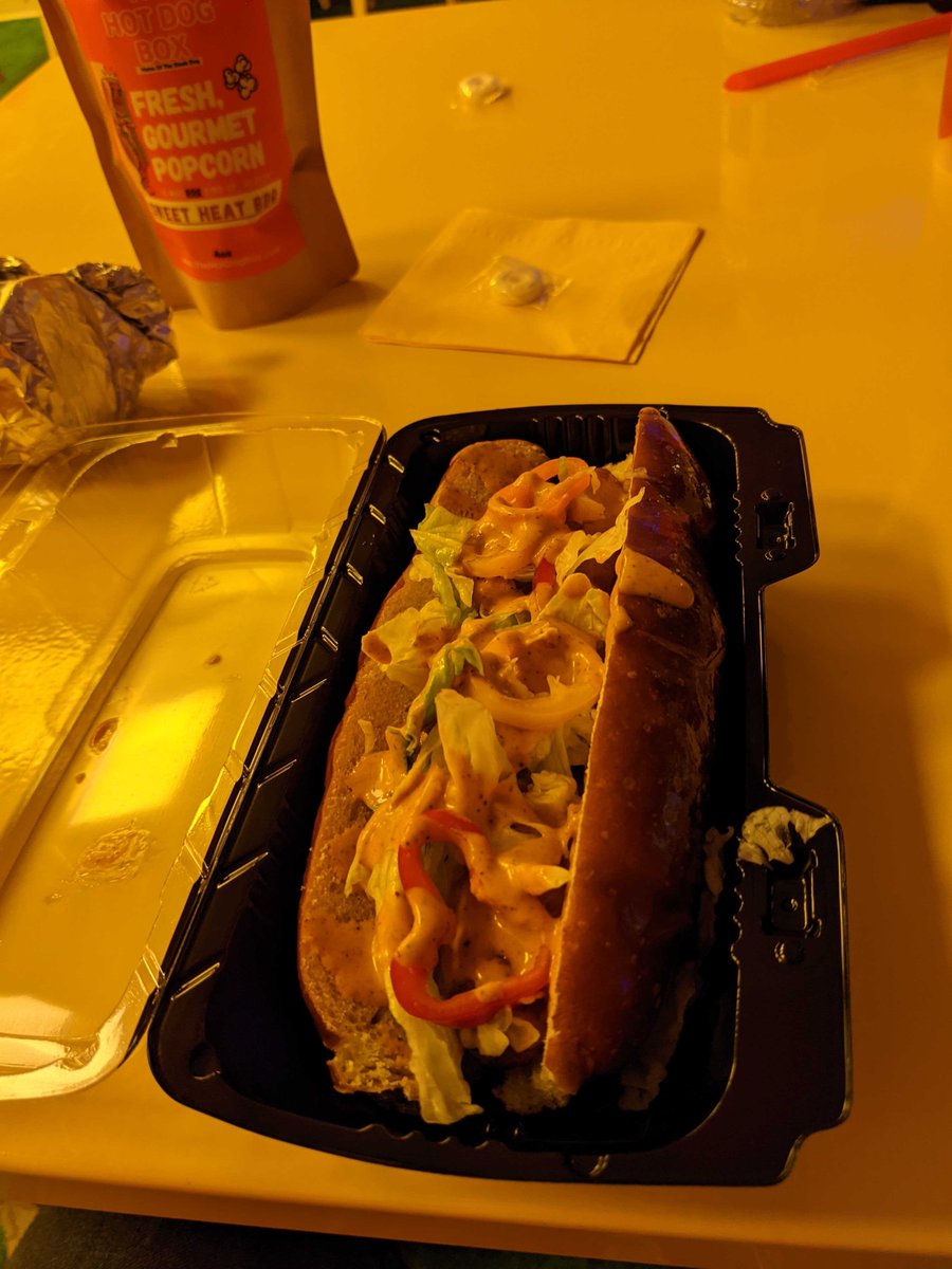 PurchasingPlat's tweet photo. What is Purchasing Platform eating today? Purchasing Platform's Elliot is enjoying the Hot Dog Box! Looks delicious! #foodfridays! https://t.co/9CUY1wJZv8