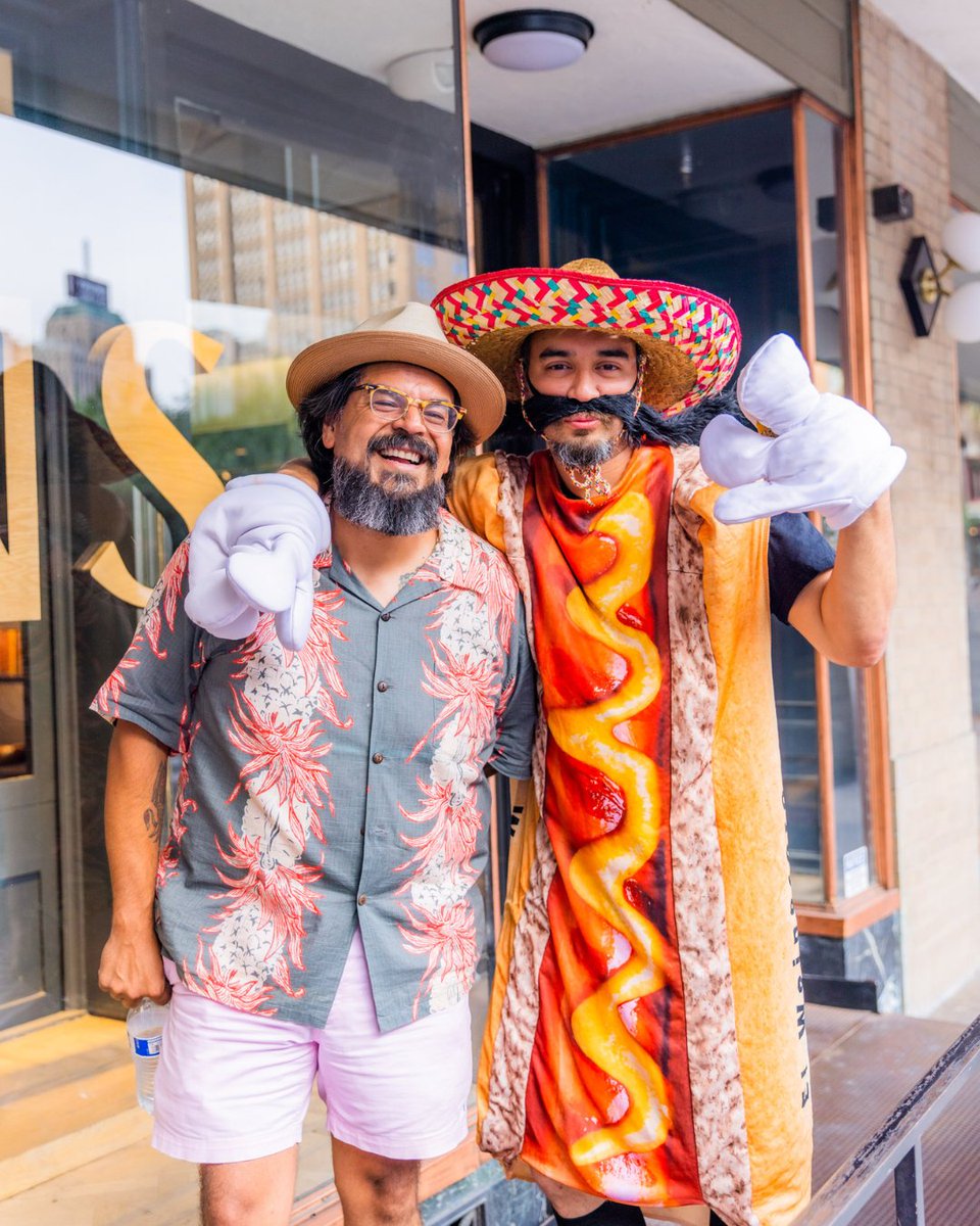 CuellarAssocLLC's tweet photo. We would like to congratulate Puro Handsome on their 2 year anniversary!ย
Wishing Puro Handsome many more years to come.
#barber #barbershop #localsa https://t.co/En9U7PpJhT