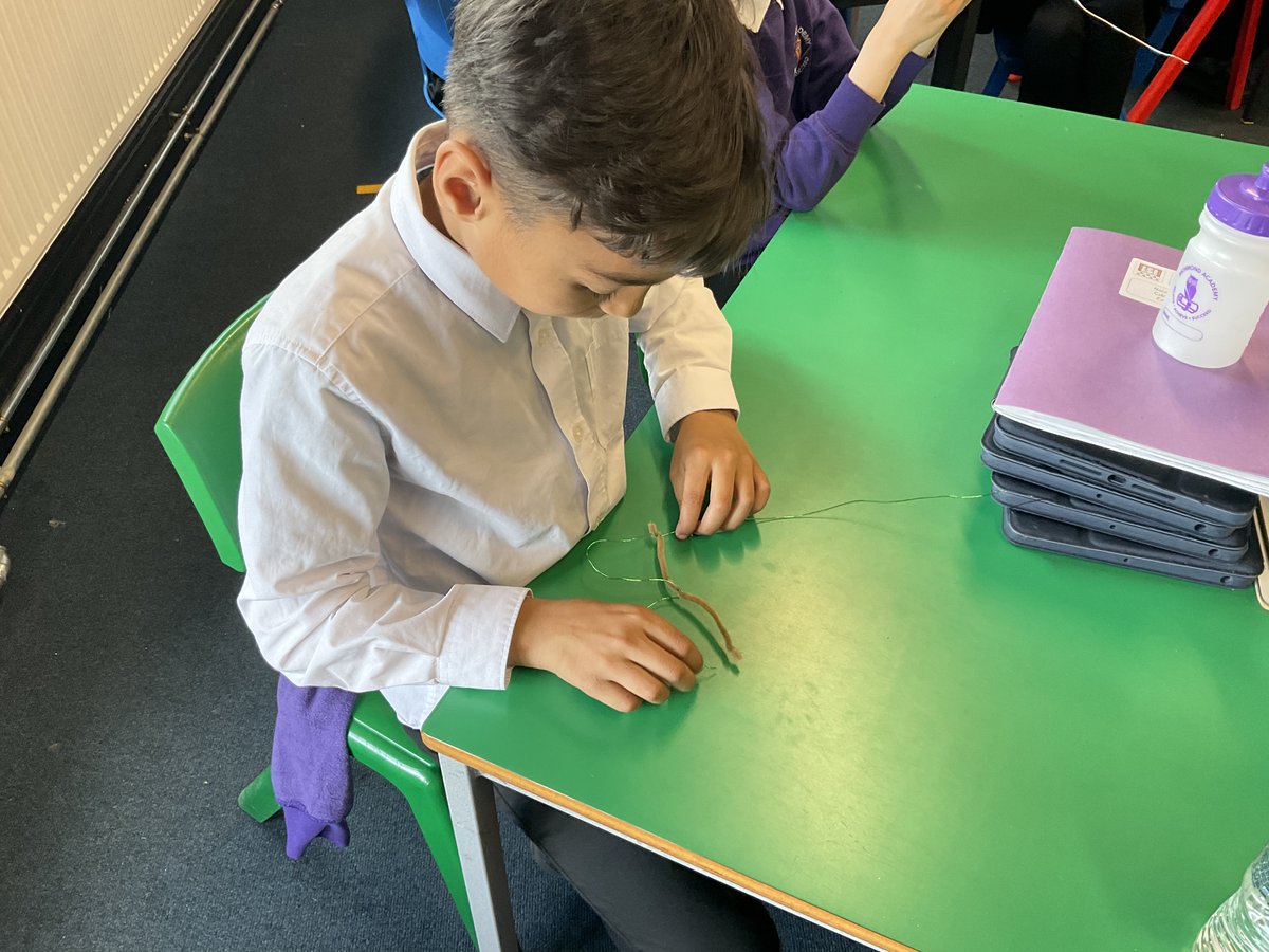 MrsNash_HT's tweet photo. Citrine @Richmond_HT have finished their art unit of work with wire sculpture. They had to be #creative, #aproblemsolver and #resilient to complete their butterflies. They are very proud of their work and were #expertlearners. #inspirecurriculum https://t.co/Go623E3SPu