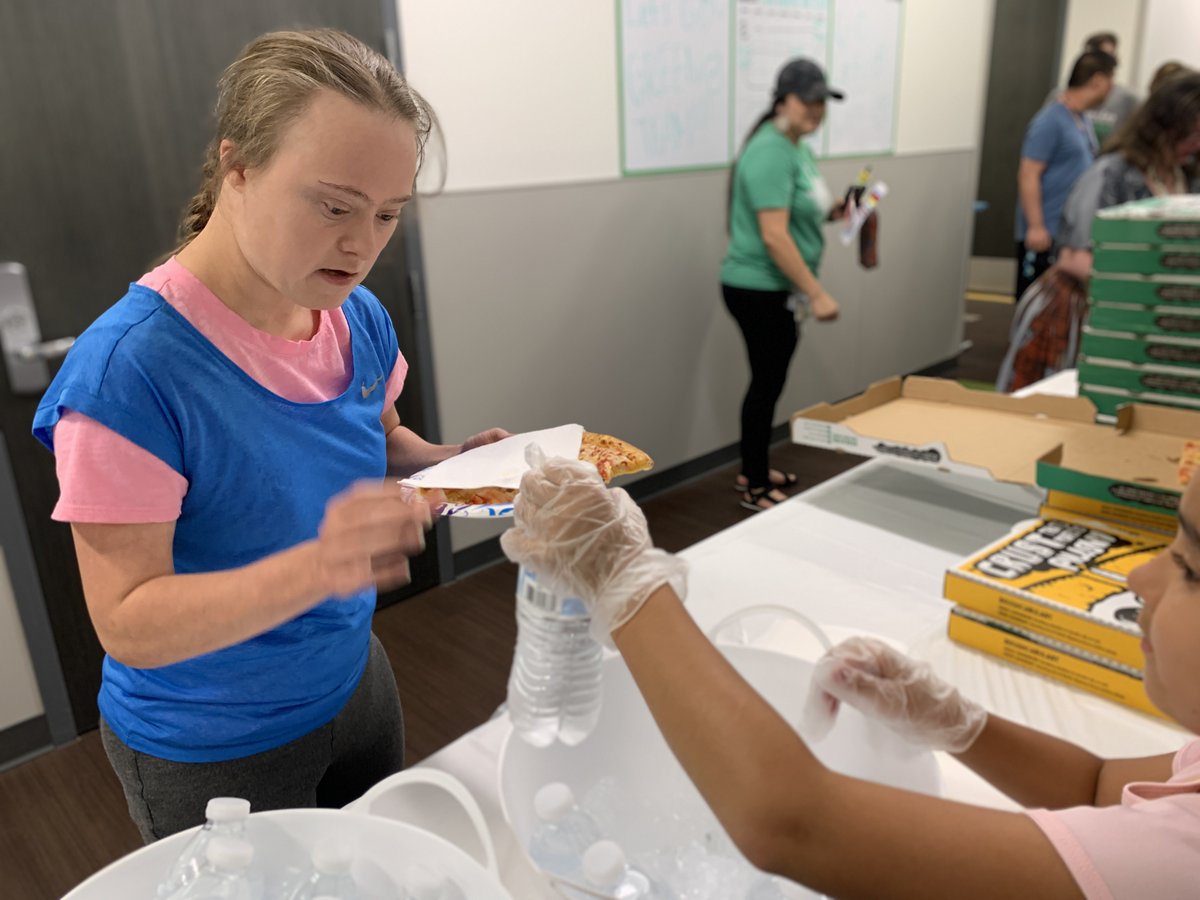 mptxorg's tweet photo. Tomorrow is COMMUNITY BALL! 🎉

To get into the #hero spirit, the #HIPsters enjoyed a cape decorating party. 

A huge thank you to @PapaJohnsNCTex for generously donating 25 pizzas to fuel the HIPsters creativity that evening.

#MyPossibilities #CommunityBall https://t.co/VzMDJqFL5V