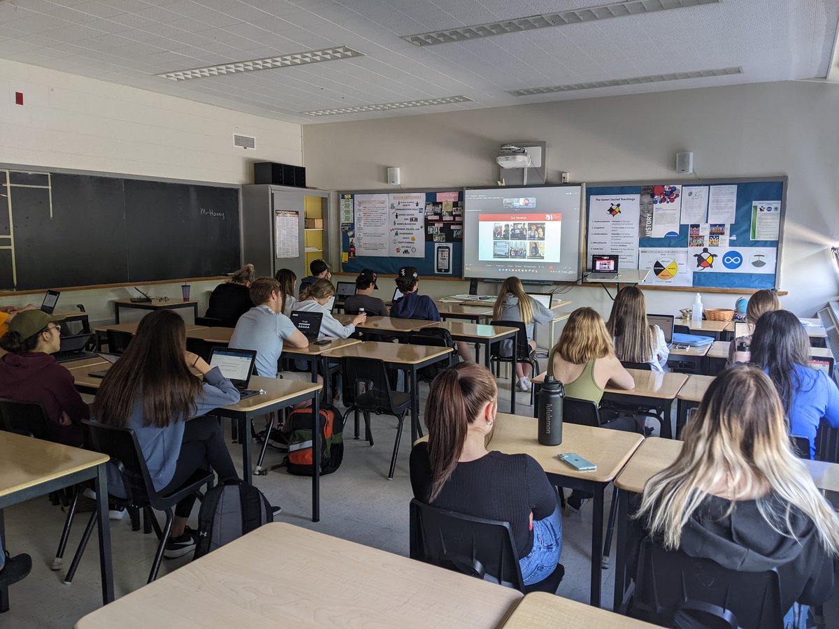 MsSchindel2017's tweet photo. What a lovely way to end the week! Grade 10 civics and careers @CCIwolves we're lucky to hear from Bhisham from @NCC_Ptbo about the amazing work the New Canadians Centre does and how we support New Canadians! #civicsandcitizenship 🍁🇨🇦 https://t.co/N3qbFFxmDQ