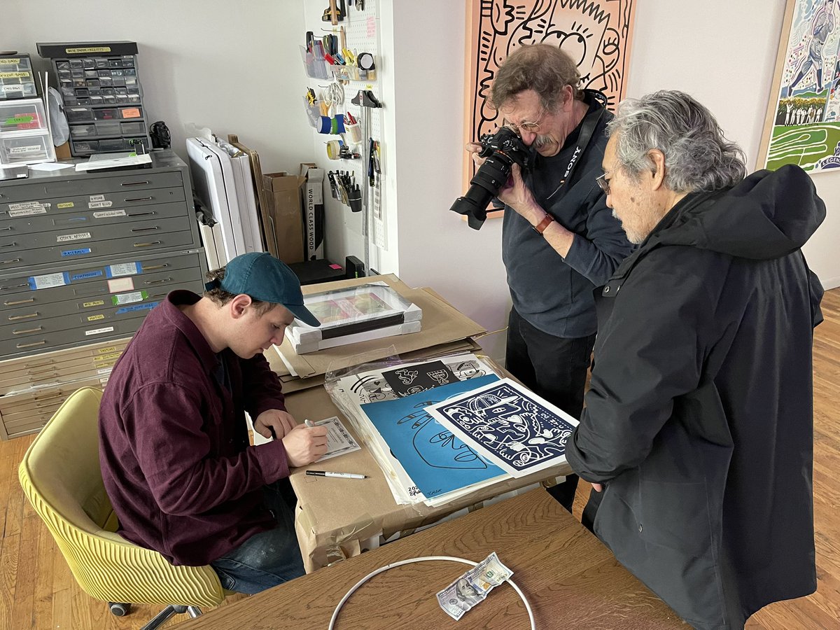cryptohydrate's tweet photo. Breakfast with Ira Block and Michael Yamashita in #NYC
Ira is a big baseball fan and Mike gifted him a @Topps Yogi Berra card and Yankees print from #Efdot
We visited @EfdotStudio in the spring with @ricksmolan
@YamashitaPhoto @IraPhoto #NFTs #photography @Topps #baseball #MLB https://t.co/M4aQ711RZJ