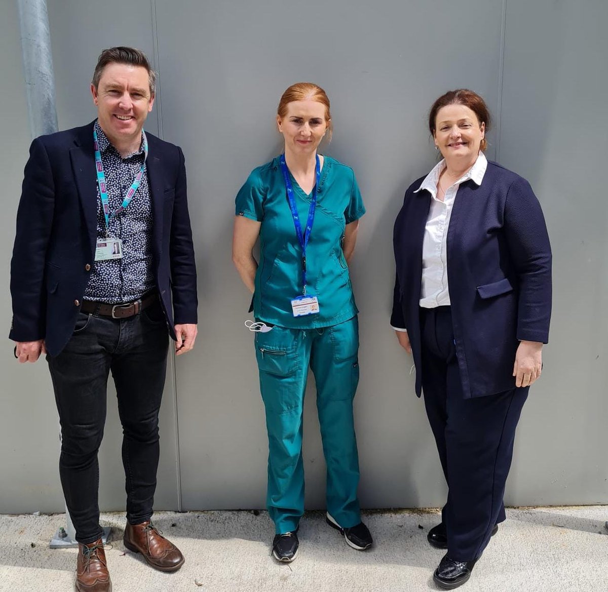 Great to have 1st in person meeting with my supervisor @pcarriv and DON @PortiunculaHosp @MaryMahon2021. Exciting meet discussing plans for PhD and RCT in venous health & preservation. @CancerNUIGalway @n_gnursing @CDONMSaolta @AVATAR_grp @gallagher_olive