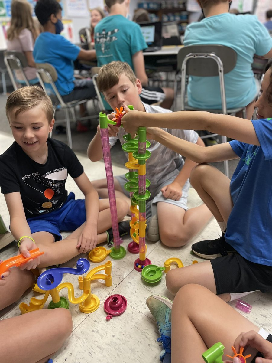 haystravelers's tweet image. Loving their “Board Game” reward time! @PleasantUnionYR The best part is they think they are taking a learning break! #BoardGamesRock #LearningOpportunities #HealthyBrainDevelopment #strategy #handeyecoordination #dexterity #languageskills #teamwork