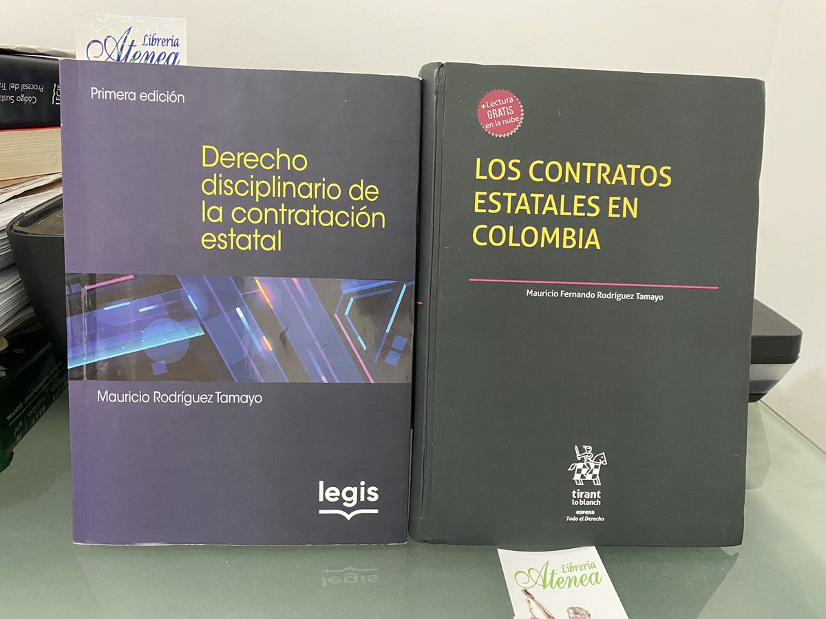 StalinSerje's tweet photo. Me acaba de llegar la reciente obra literaria del Dr @maurodriguezt a usted muchas gracias por estos grandes aportes que le hace a nuestra profesión, en la especialidad de CONTRATOS ESTATALES. @KIRK10GAMA1 https://t.co/CsuSCJlOhB