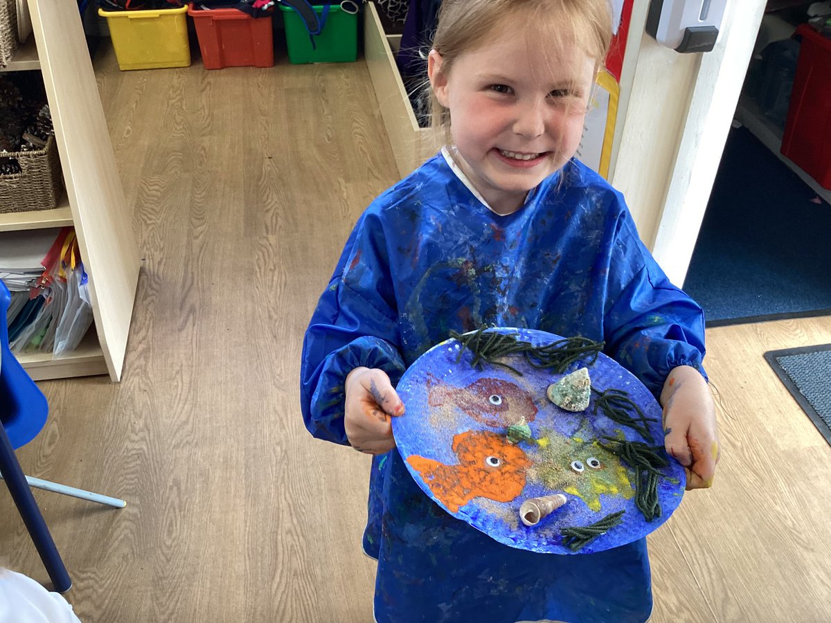 StTeresasUp's tweet photo. Reception have been learning about habitats and have learnt about rock pools today #Finemotorskills #usingdifferenttools #sharingcreations https://t.co/V9RnW36YjR