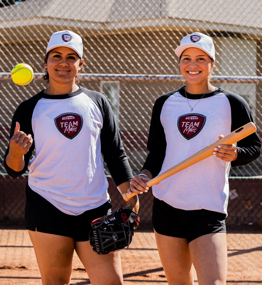 Outback's tweet photo. National Champions! 🏆🥎Congratulations to our #OutbackTeamMATES
@jaydac00
@78jocelyn_alo https://t.co/QOUCJ8jOYP