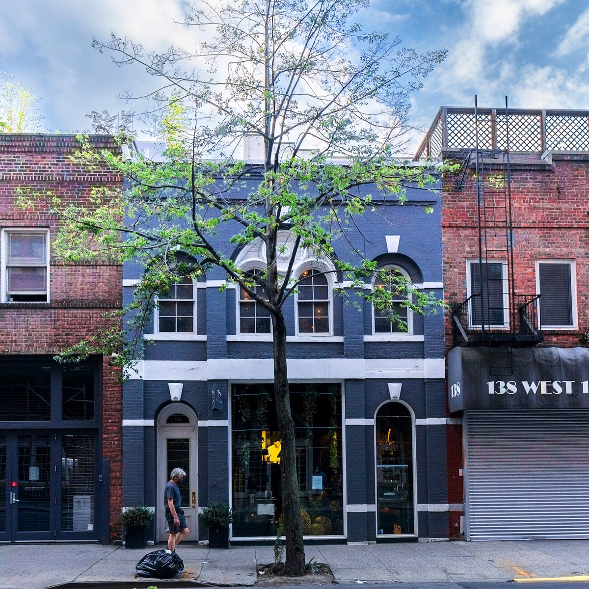 LandmarksofNY tweet media