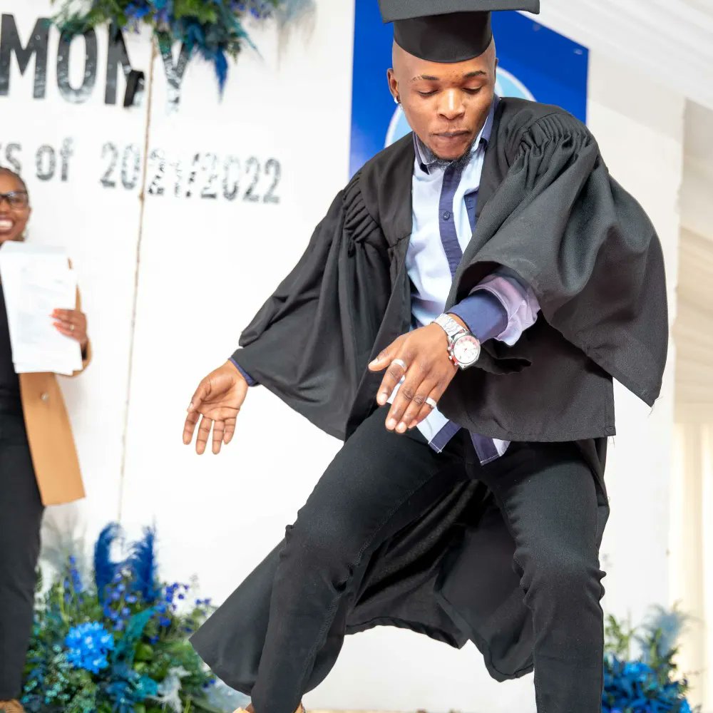 DBNBusinessFair's tweet photo. How you CELEBRATE when you reap what you have sown!✨
CONGRATULATIONS to the class of 2021/2022.🎓
Have a peep at our Insta for exclusive graduation celebrations✨
#DBF24 #FURNITUREMAKING #supportsmallbusiness #skillsdevelopment #buylocal #ethekwini_Business_support #fpmseta https://t.co/MdR7o3aHCw