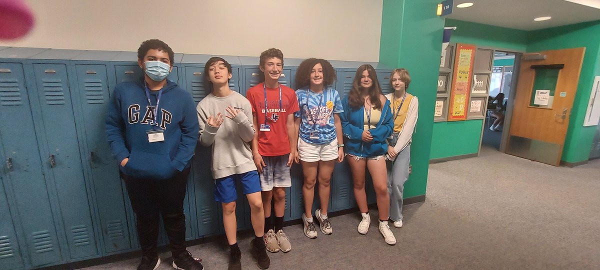 mnyls tweet picture