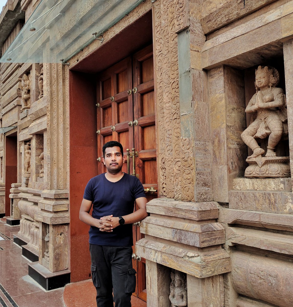 mukuldebnathmd's tweet photo. #Bangalore
Jagannath Temple Vlog Link👇
https://t.co/J8bs603aeQ
লিংকে ক্লিক করে এই মন্দিরের ভিডিও দেখতে পারেন।। https://t.co/WSljhaKmzU