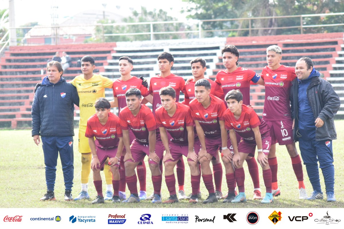 CanteradelTrico's tweet photo. #CanteraTricolor 🔴⚪🔵
#catSub17⚽️🙋🏻♂️
🏆 Torneo #Apertura2022
¡Final del primer tiempo!
Ameliano 1 🆚️ 2 #NACIONAL
📌Goles: 26' PT Thiago Caballero y 37' PT Leandro Alcaraz.
#VamosLaAcademia https://t.co/rNV959V5pV