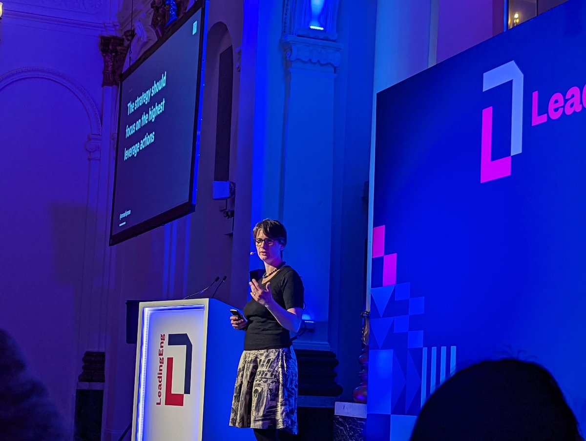 webbykat's tweet photo. "Strategy is made up of a diagnosis, a vision, and a plan." Enjoying @annashipman 's breakdown of how @FT survived the difficult teenage years after their overhaul by coming up with a resonant strategy and delivering on it. https://t.co/NOjkA7YQ1o