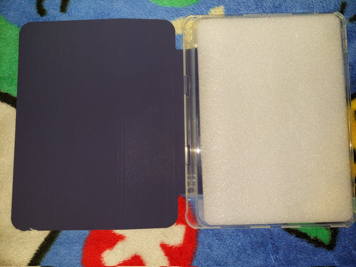 TKhemjira's tweet photo. ● ส่งต่อเคส ipad air4 &amp; air5❗️
   《ตัวแรก 230฿ รวมส่ง》
   《ตัวที่สอง 200฿ รวมส่ง》
   ▪︎ไม่เคยใช้งาน
   ▪︎ สภาพดี
   ▪︎ ใส่ปากกาได้
พอดีซื้อมาผิดตัวค่ะ เลยอยากส่งต่อ สนใจทักมาได้เลยนะคะ ♡
#เคสไอแพดair4 #ส่งต่อเคสไอแพด #ขายเคสไอแพด #เคส #ขายเคส https://t.co/JzViXyjzOX