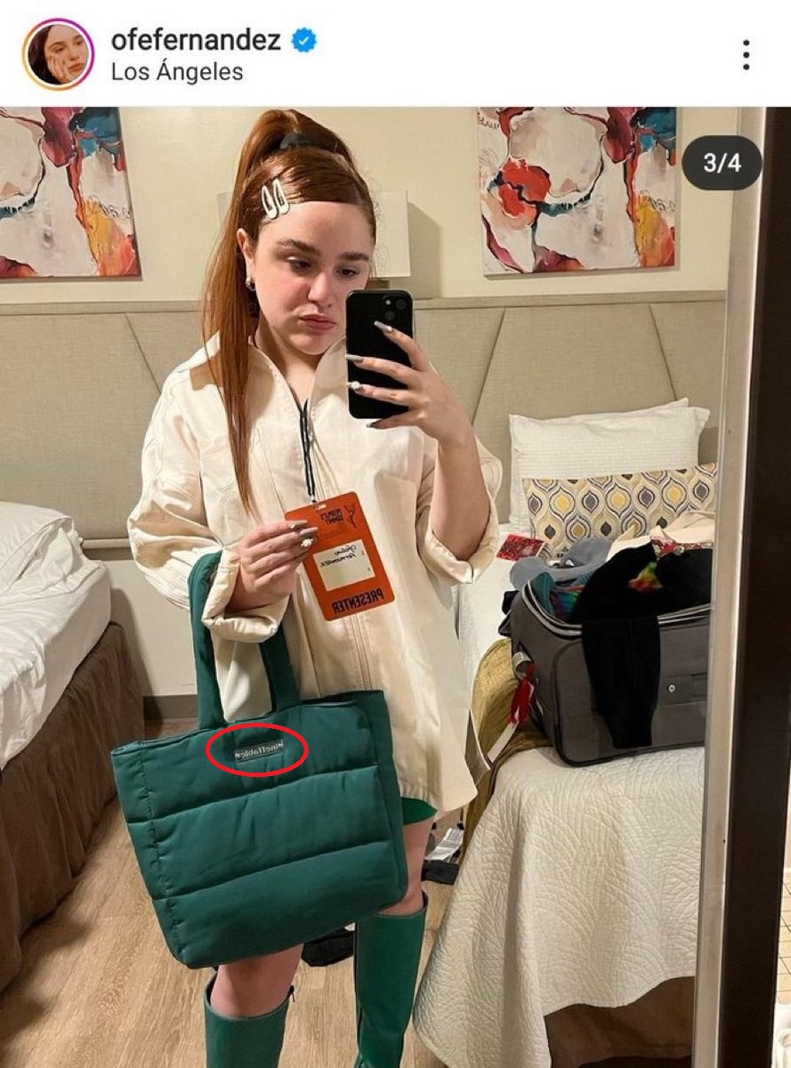 Mi vida Ofelia, desde Los Angeles, con una cartera y botas Ineffable de la diseñadora Olivia Watts, cuyos precios no bajan los mil dólares te dice que tenes que apostar a la Industria Nacional. No falla, ama el capitalismo que dice despreciar.👇👊🇺🇸💣