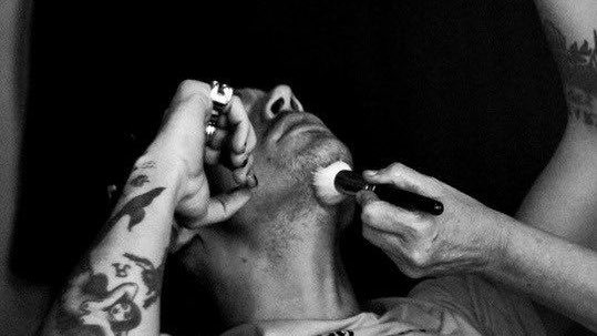 documentarries's tweet image. TODAY is the last day to submit to the we are home documentary! 

we want reaction videos, thinkpieces, listening parties, detail videos, tiktoks, discussions, and everything in-between! 

💌 harryshousedocumentary@gmail.com