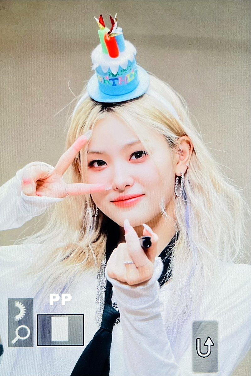 Sangah_PP's tweet photo. 220610 프리뷰 #라잇썸 #LIGHTSUM #상아 #SANGAH  
1주년 짱짱축하🎉 https://t.co/qCWDznn1Kt
