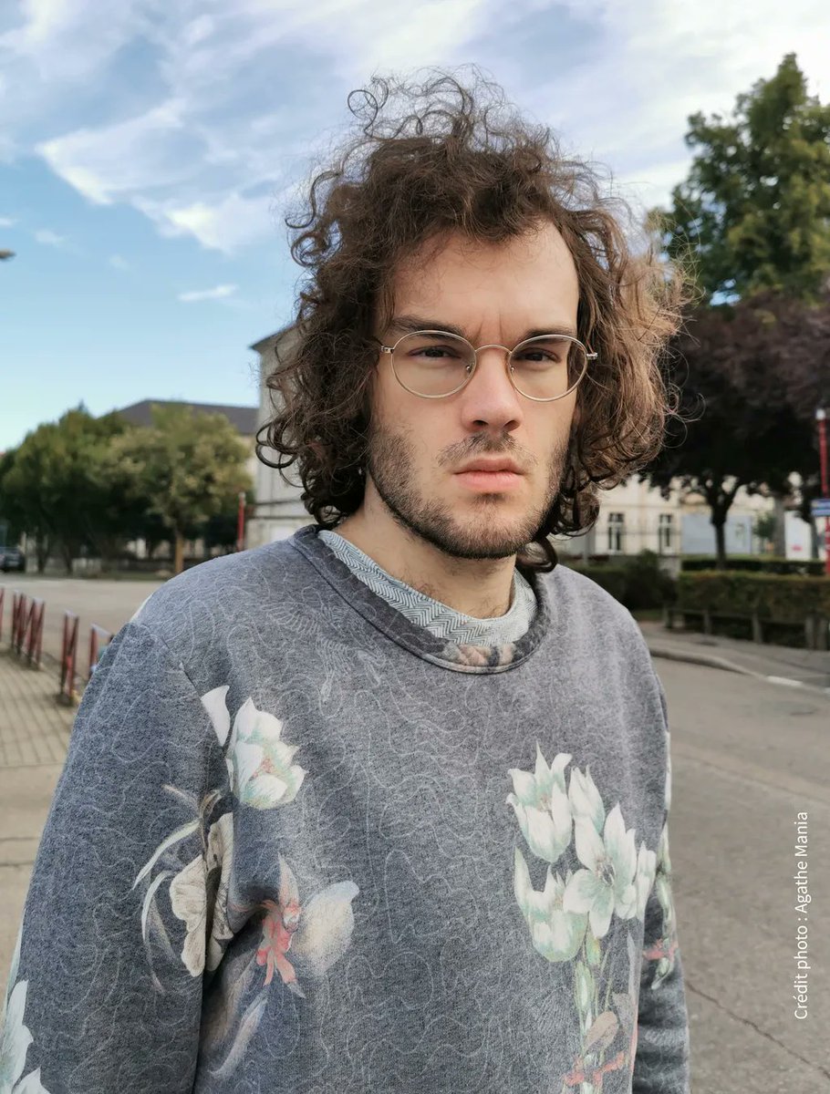 CNRSinformatics's tweet photo. #Portrait | @PierreAblin est chargé de recherche @CNRS au #LAMSADE et travaille sur l’#ApprentissageAutomatique : « la famille d’#algorithmes qui apprennent à accomplir une tâche par l’exemple, en observant des #données »
➡️https://t.co/VGkUJXf6aE
🤝@CNRS_Paris @Paris_Dauphine https://t.co/sHnOIc7gCc