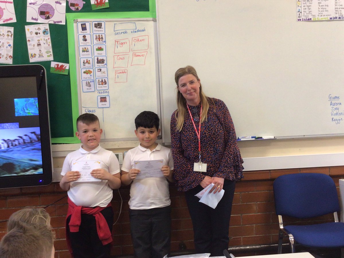 dosbarth3PG's tweet photo. Super 3PG merit winners 🤩⭐️ @YsgolEmmanuel https://t.co/s6UcgpobKD