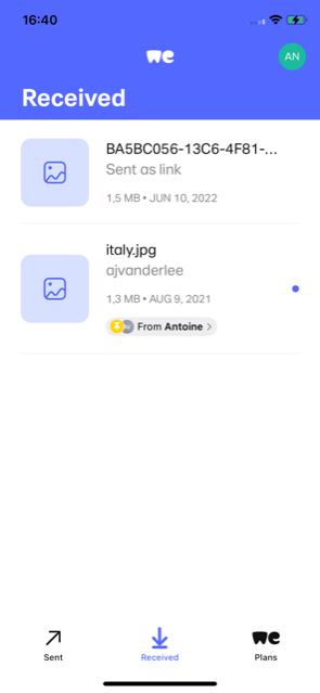 Got it working 💪🏼

Whenever a <a href="/WeTransfer/">WeTransfer</a> link is shared with you in a group chat in Messages, you'll automatically find it back in the list.

Far from done, but I've got a start! 🔥