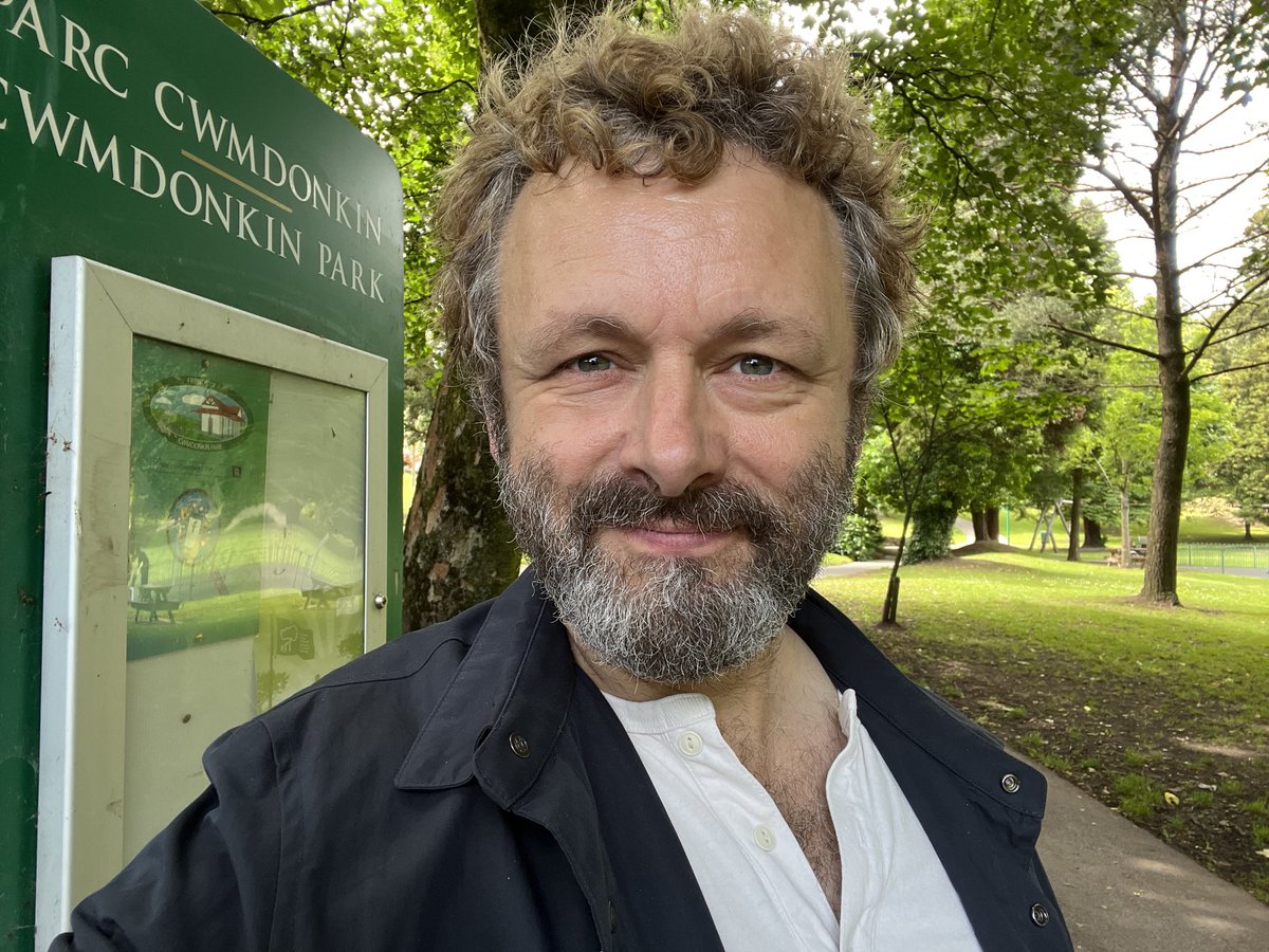 michaelsheen's tweet photo. Here dodging the park keeper and trying to make tigers jump out of my eyes #CwmdonkinPark https://t.co/LmMgRcD4f8