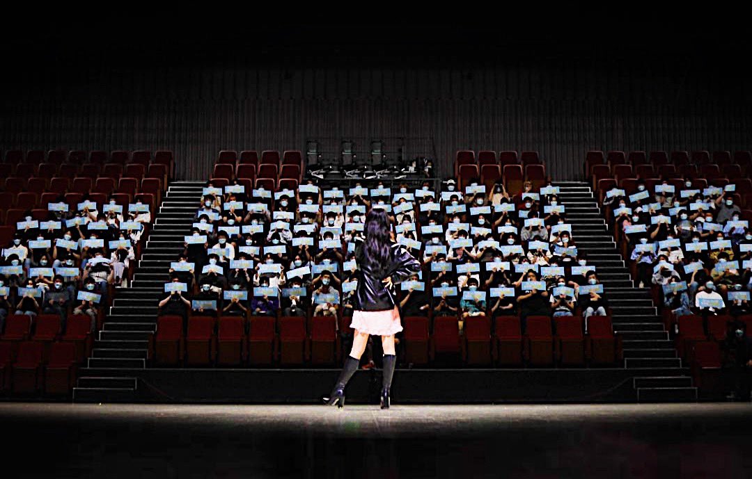 𝐣𝐲𝐫 + 𝐜𝐲𝐧 (@yulyencaptured) on Twitter photo 