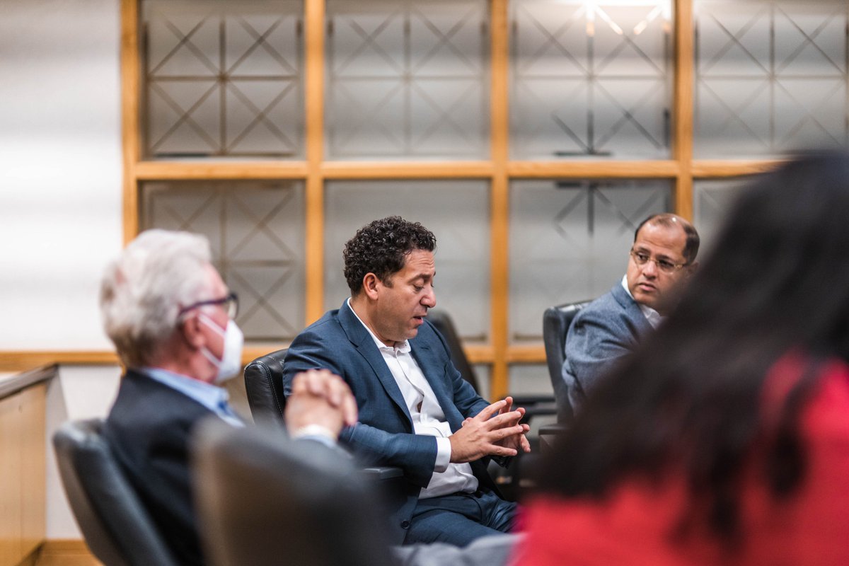 CityofPickering's tweet image. Mayor Dave Ryan &amp;amp; Marisa Carpino, CAO, hosted the ASGC Group, a privately-owned, vertically integrated conglomerate with 18,000 employees based in Dubai to discuss investment opportunities in Pickering. #PickeringProud #InvestPickering #Jobs