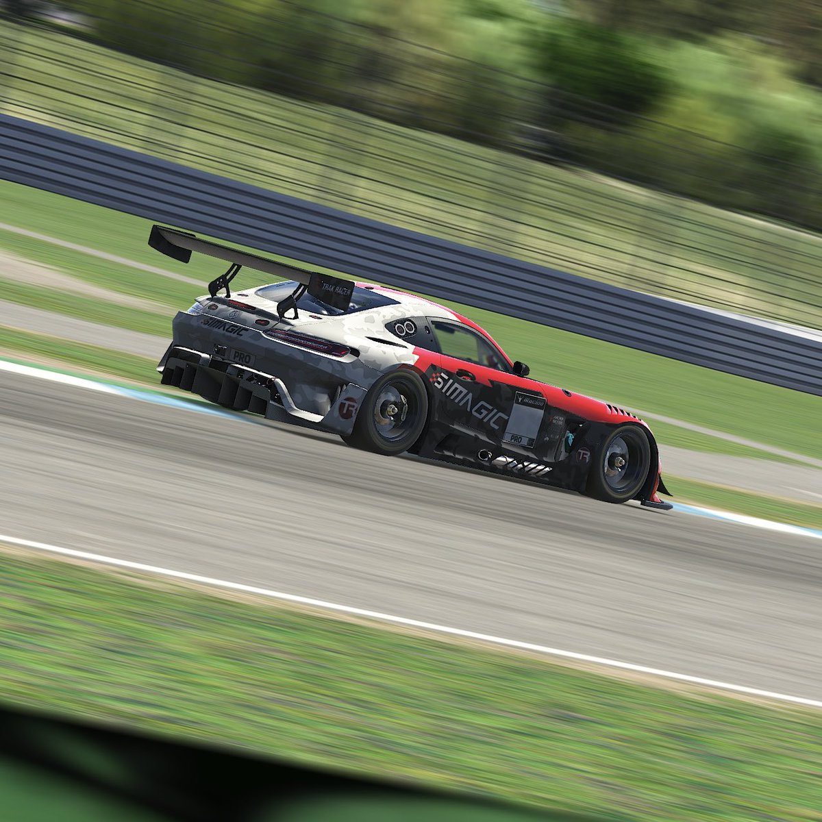 ArcherBrothers's tweet photo. Absolutely loving the new Mercedes AMG GT3 EVO in @iRacing , it looks good and drives great 😍 What do you guys think? #SIMAGIC #TrakRacer #SkullSimGear https://t.co/8YoTH1vKLx