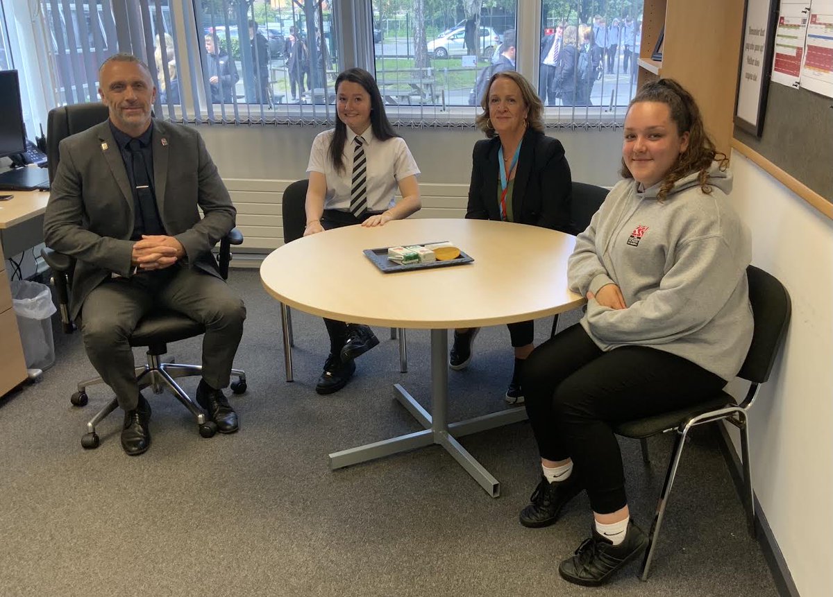 Great to catch up with two fabulous Students of the Week today, alongside the amazing Mrs Lawrence. Thank you to Katie and Lyla for supporting Pre Loved Prom and for giving up hours of their time #absolutestars #beproud