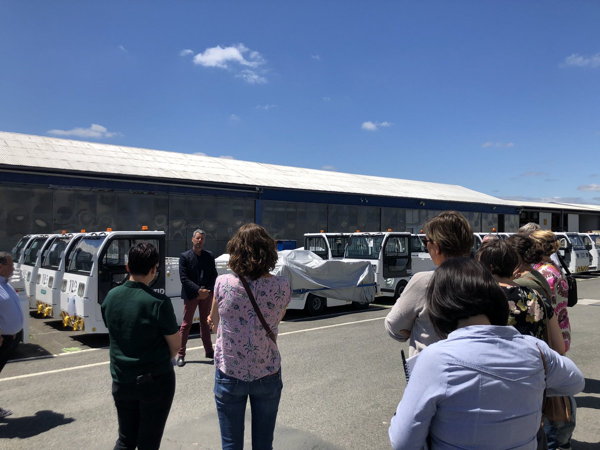 CCIGatine's tweet photo. Visite de la @CCIDeuxSevres chez TLD, aux côtés des partenaires et de @randstad_france #stlin #gatine https://t.co/OyrEg7aZ65