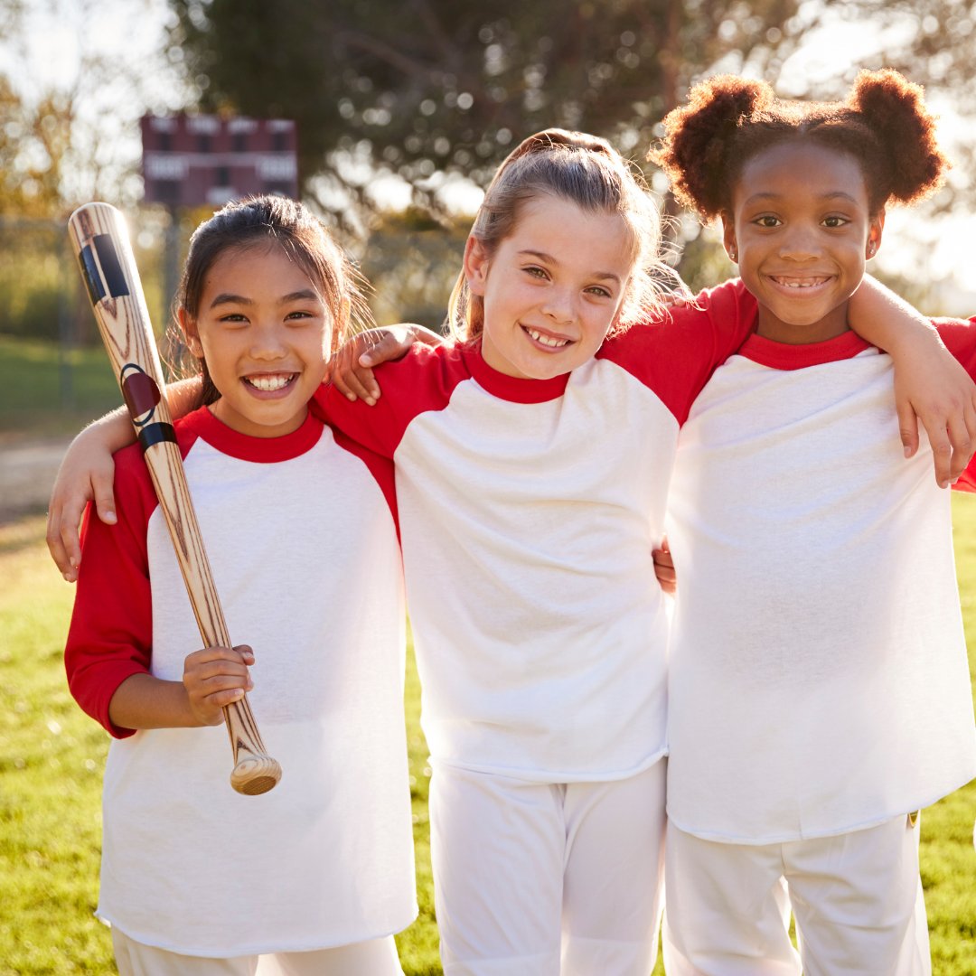 Take me out to the Kids Zone event! ⚾ On June 11 at <a href="/JCPenney/">JCPenney</a> from 11AM to 12PM, kids will make a #1 Fan Baseball Keychain. They will also receive a collector’s pin and a special lanyard. Parents will get a coupon offer that can be combined with other coupons on that day. ♥