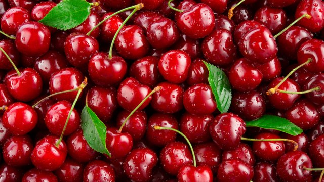 Freshly picked cherries are one of the highlights of an English summer. English cherries, their colours ranging from delicate pink-flushed gold through bright red to almost black, are now in season until August 🍒

bit.ly/English-Cherri…

#englishcherries #cherryseason