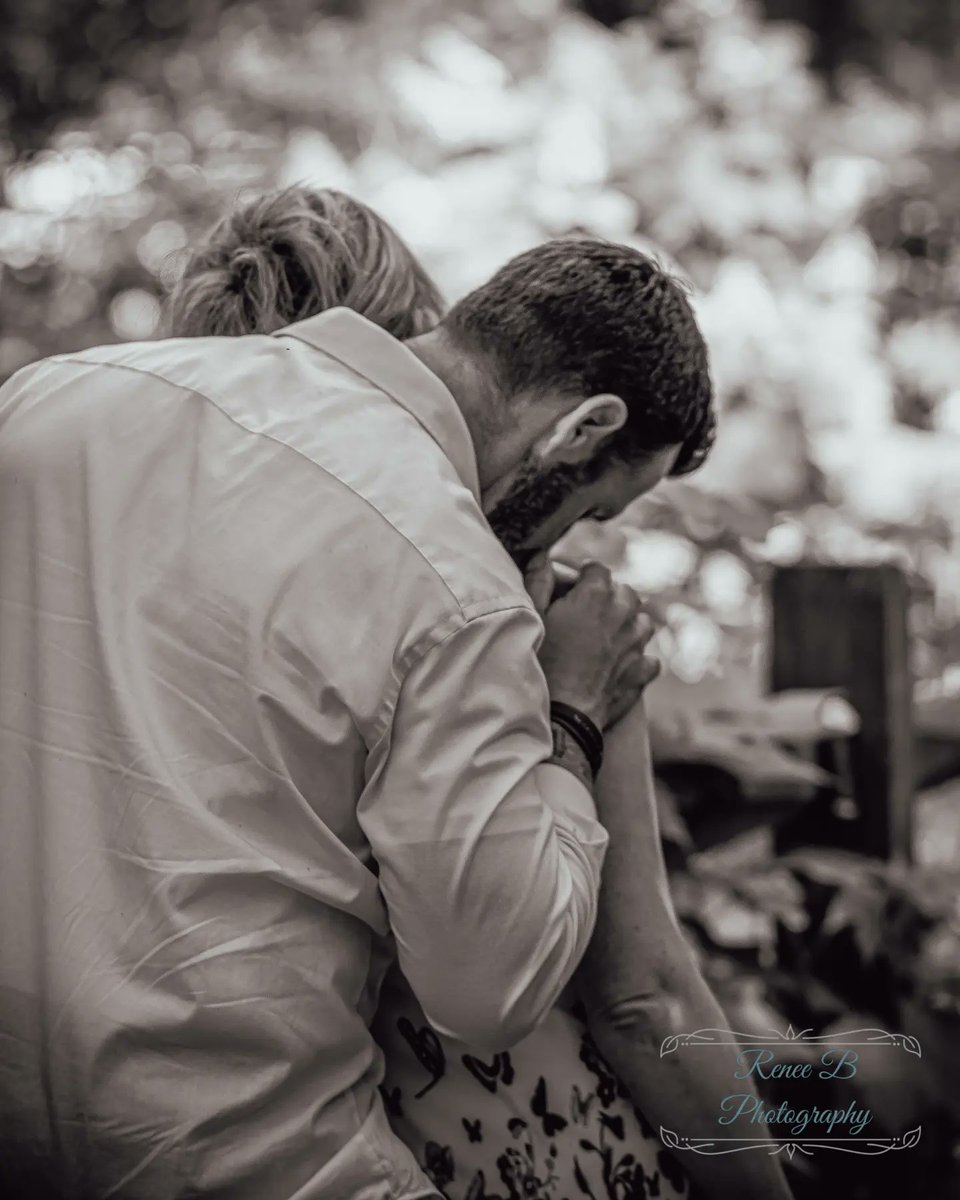 rla92a's tweet photo. Find your passion that sparks your soul. β€οΈβπ₯
Which do you like better - B & W or a bit of a moody color? Let me know in the comments!
.
.
.
#JustAMomWithACamera #lifestylephotography #lifestylephotographer #couplesphotography #passion #canon #canonphotography #sothisislove https://t.co/qU1fHSvdMH