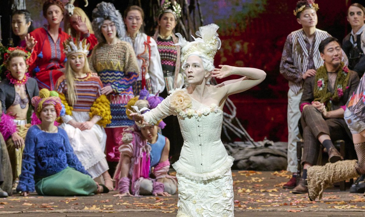 Kate Lindsey (@kate_mezzo) on Twitter photo Want to hear some good news? Orfeo is opening this Saturday at 19:00 at <a href="/WrStaatsoper/">Wiener Staatsoper</a> ! We will be back on stage also on June 13,16 and 18!
Hope to see you there OR for the live streaming, which you can catch on June 18th 7pm worldwide at play.wiener-staatsoper.at
© Michael Pöhn Want to hear some good news? Orfeo is opening this Saturday at 19:00 at <a href="/WrStaatsoper/">Wiener Staatsoper</a> ! We will be back on stage also on June 13,16 and 18!
Hope to see you there OR for the live streaming, which you can catch on June 18th 7pm worldwide at play.wiener-staatsoper.at
© Michael Pöhn