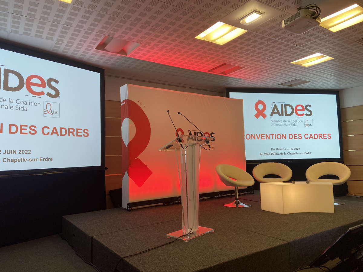annsopetit's tweet photo. Le @PoPS_U1296 présent à la Convention Cadre 2022 de @assoAIDES pour présenter #VESPA3 ! Merci pour cette invitation 😊 https://t.co/TzTXyOBUyS