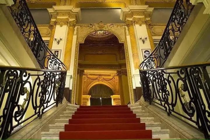 albookers's tweet photo. Opera of Oran, Algeria
#اسبانيا
#oran #alg #algeria #algerie #travel #travelphotography #travelblogger #sea #sealife #beach #beachlife #nature #photography #adventure #hotel @traveller_scout
@World_of_travel
@travel_hub__
@HEAVEN_OF_TRAVEL_✈️ https://t.co/TkqVONo9c9