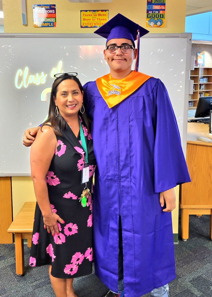 JJHansen26's tweet photo. As these Falcons graduate today, we are thankful for having had the opportunity to educate & see them grow into incredible young adults!
Congratulations & Best Wishes to all our Eastlake Falcons 2022! #TeamSISD #ConquerFromWithin https://t.co/bi4tUlCedu