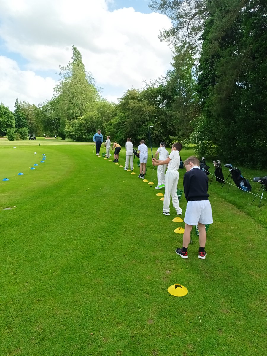 Prep golf players enjoying their Friday golf session at Burford GC #CokethorpeAmbition #CKP_Sport