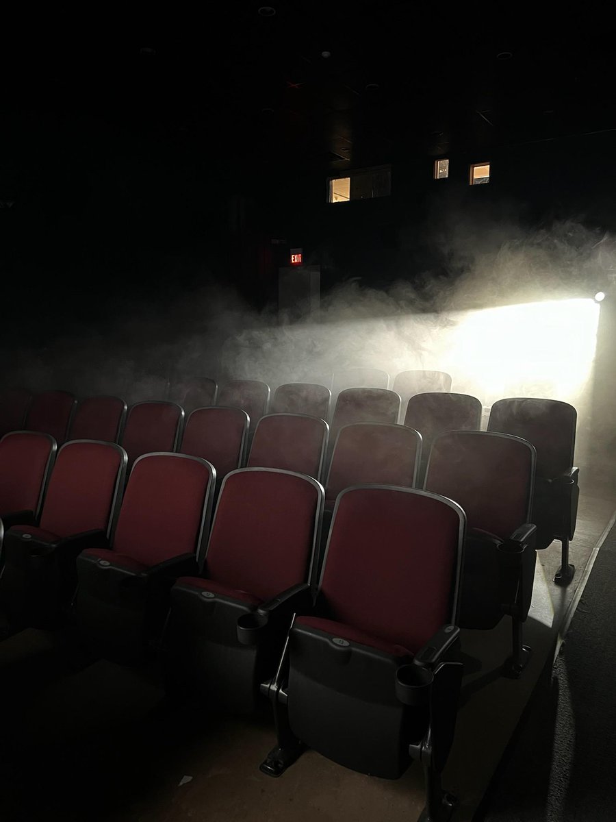 mainefilmcenter's tweet photo. See what's playing this week (Jun 10-16) at Railroad Square!

✍️ BENEDICTION
🚰 ERIN BROCKOVICH (one show only on 6/11)
💉 CRIMES OF THE FUTURE
🏰 DOWNTON ABBEY: A NEW ERA

#SeeYouAtTheSquare
https://t.co/yCEQvHzhHp https://t.co/ybEgwShdKX