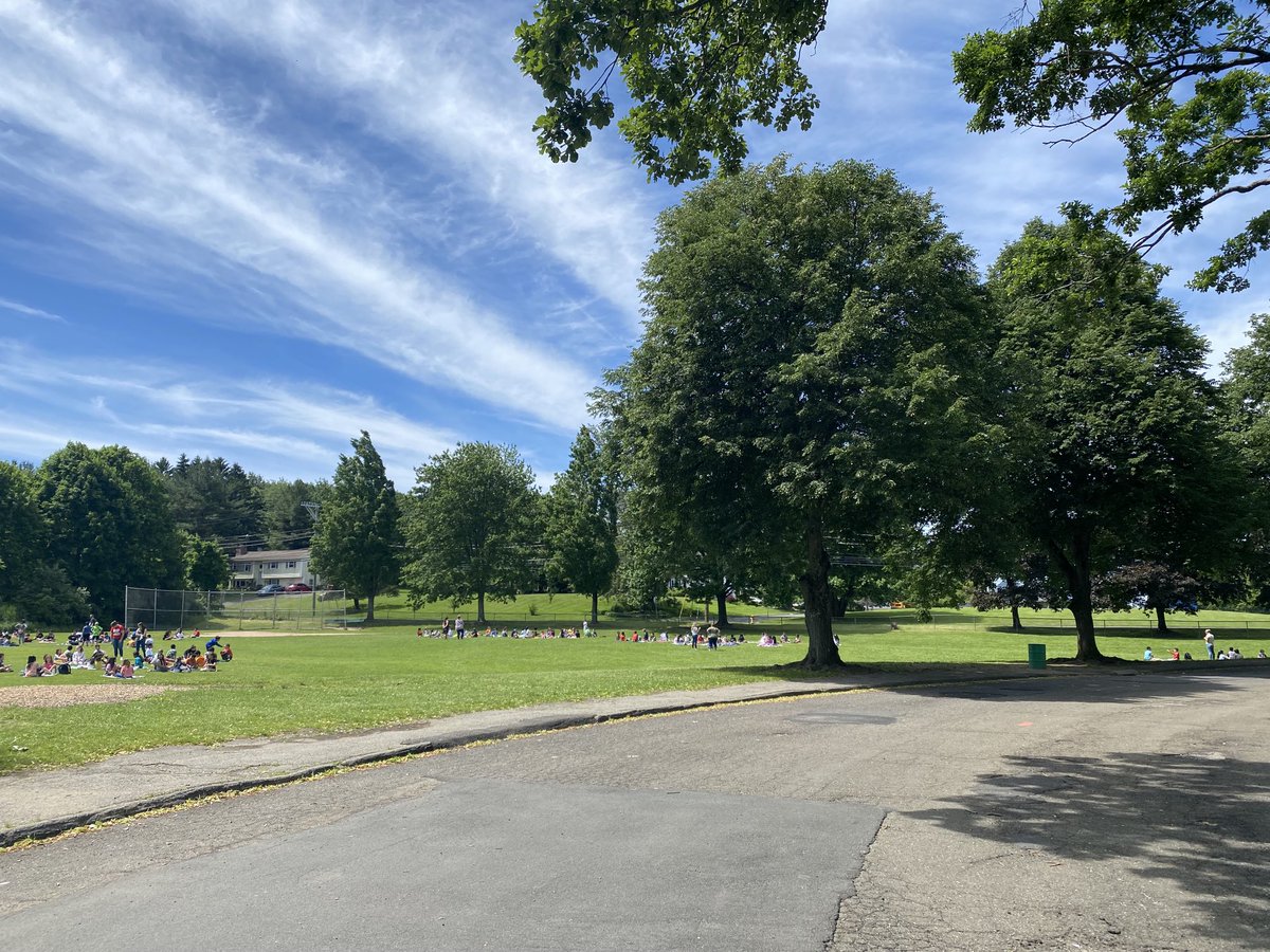 KingStreetTiger's tweet photo. Beautiful day to welcome our rising fourth graders from MRP and KSP https://t.co/ZJrlLCuAip