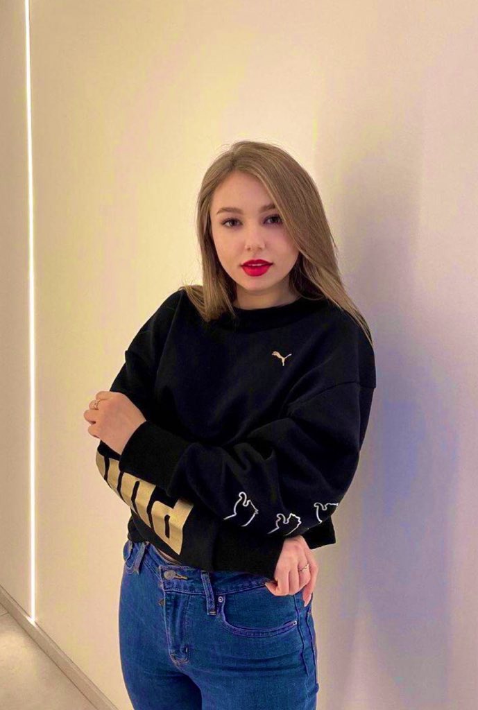 jenny021987's tweet photo. The two most powerful warriors are patience and time 
#Time
#FridayFeeling https://t.co/9RgF1KPMRM