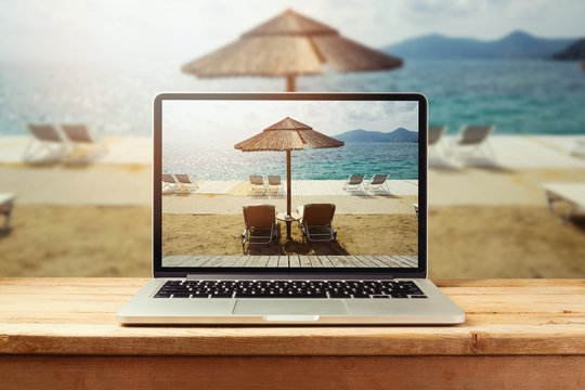 CelticRed13's tweet photo. When remote work crosses state lines, it can be hazardous to employers – in ways that aren't necessarily apparent. Read ADP's SPARK blog article "Implications of "Work from Anywhere" - When Remote Workers Cross State Lines" https://t.co/slaDh4b7hs https://t.co/TSZvC2i3g5