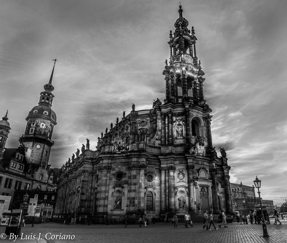Dresden, Germany @travelphotomag @NatGeoMag <a href="/CanonUSAimaging/">Canon USA Corp.</a> #travelphotography #travel #wildlifephotography #canonr6photography #canonphotography #natgeo #natgeoyourshot #instagood #instagram 
#photography #canonusa #byluisjcoriano
#nature #canon