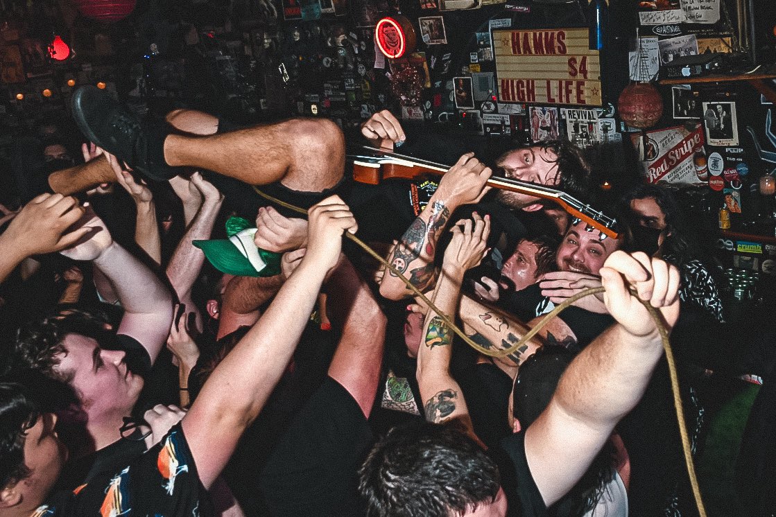 KillLincoln's tweet image. thanks for all of the support last night, new jersey!!! 🖤

📸 @seanreillyphoto