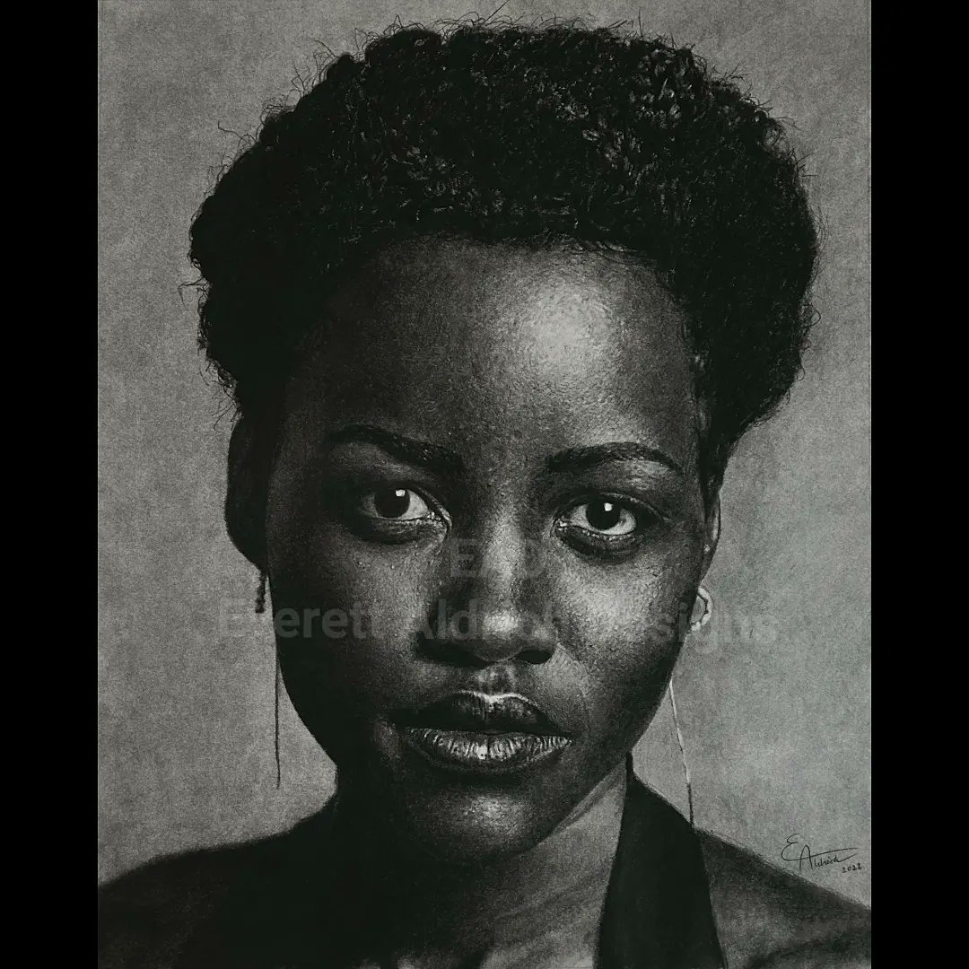 EverettAldrich's tweet photo. @Lupita_Nyongo I just finished this charcoal drawing, my biggest in a while. Really happy with how it came out! 😊 (Included a photo for scale)

#art #drawing #charcoal #photorealism #lupita #lupitanyongo #gregwilliamsphotography https://t.co/HsbCUOqzja