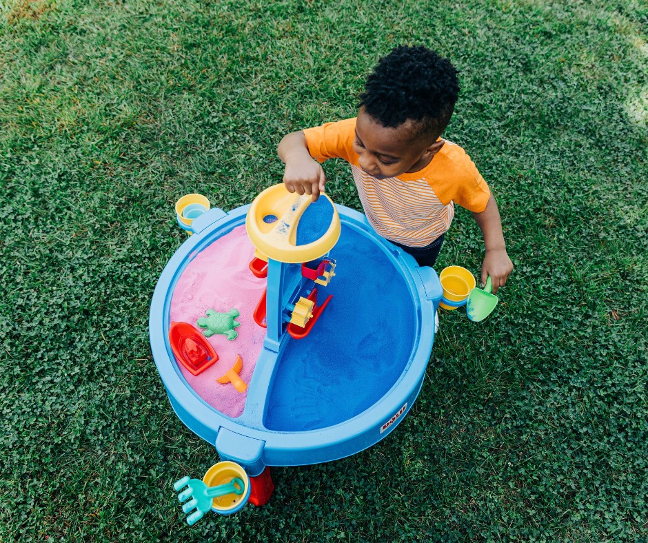 crayolasand's tweet photo. Summer is almost here and our sand table is ready, is yours? 

Find Crayola Play Sand at your local Walmart.
https://t.co/QT52rgRvGC
#CrayolaPlaySand #PlaySand #BackyardFun #SandTable #Summer https://t.co/qskSq8oxuk