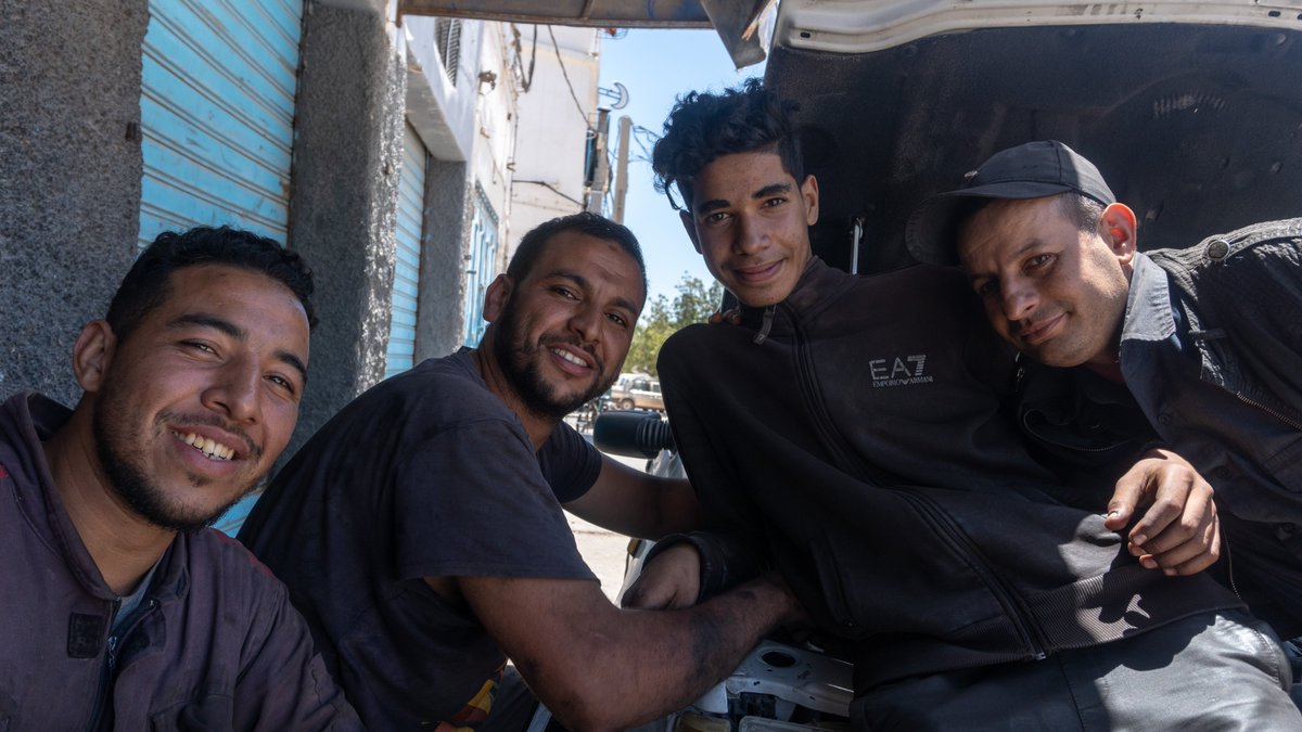 itexo's tweet photo. Me encontré con gente muy amable en Marruecos, desde el mercado hasta dentro de sus barrios. https://t.co/TOosMx3MIw