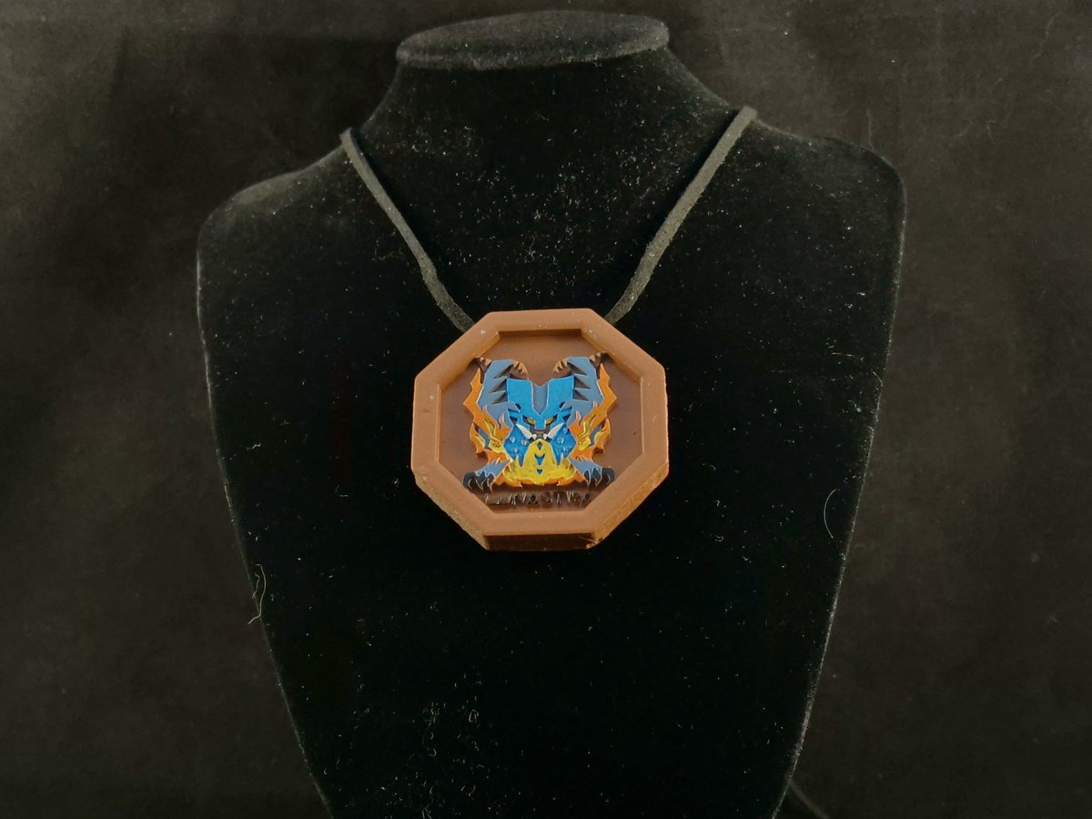 JT3DPrints's tweet photo. The queen of flames can now join her king in pendant form! Lunastra is now available #monsterhunt #MonsterHunterWorld #pendant #etsy #etsyseller #3Dprinting #handmade https://t.co/YHyLtrUnQP