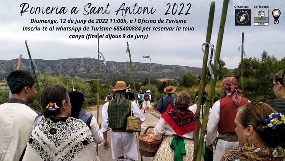 ROMERIA A SANT ANTONI

Un any més, el Taller de Danses baixarà a l'Ermita de Sant Antoni, a peu i vestits/des a l'antiga. Una vegada allí, ballaran alguns balls de les nostres terres.