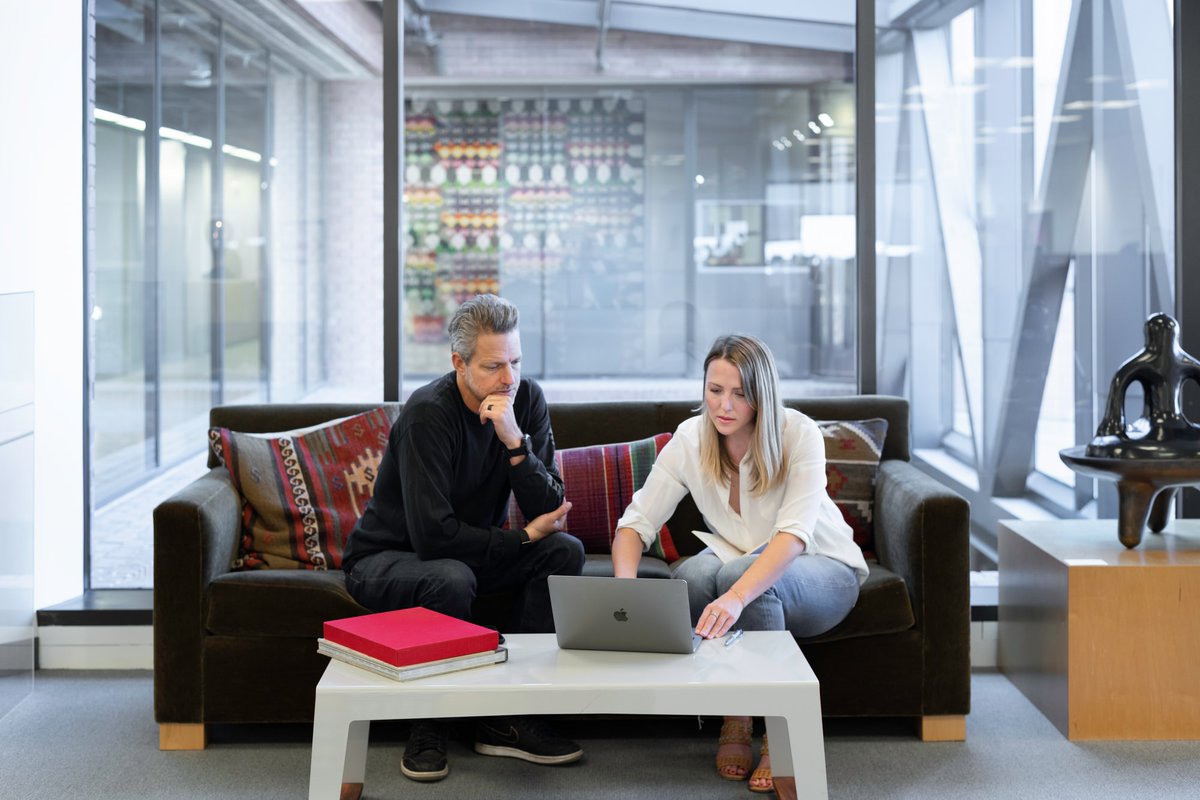 realestatecom21's tweet photo. 3 secrets from top selling agents on multiple offer situations.

#biddingwar #multipleoffers

https://t.co/jkKEIoX47V https://t.co/IyR865bGbk